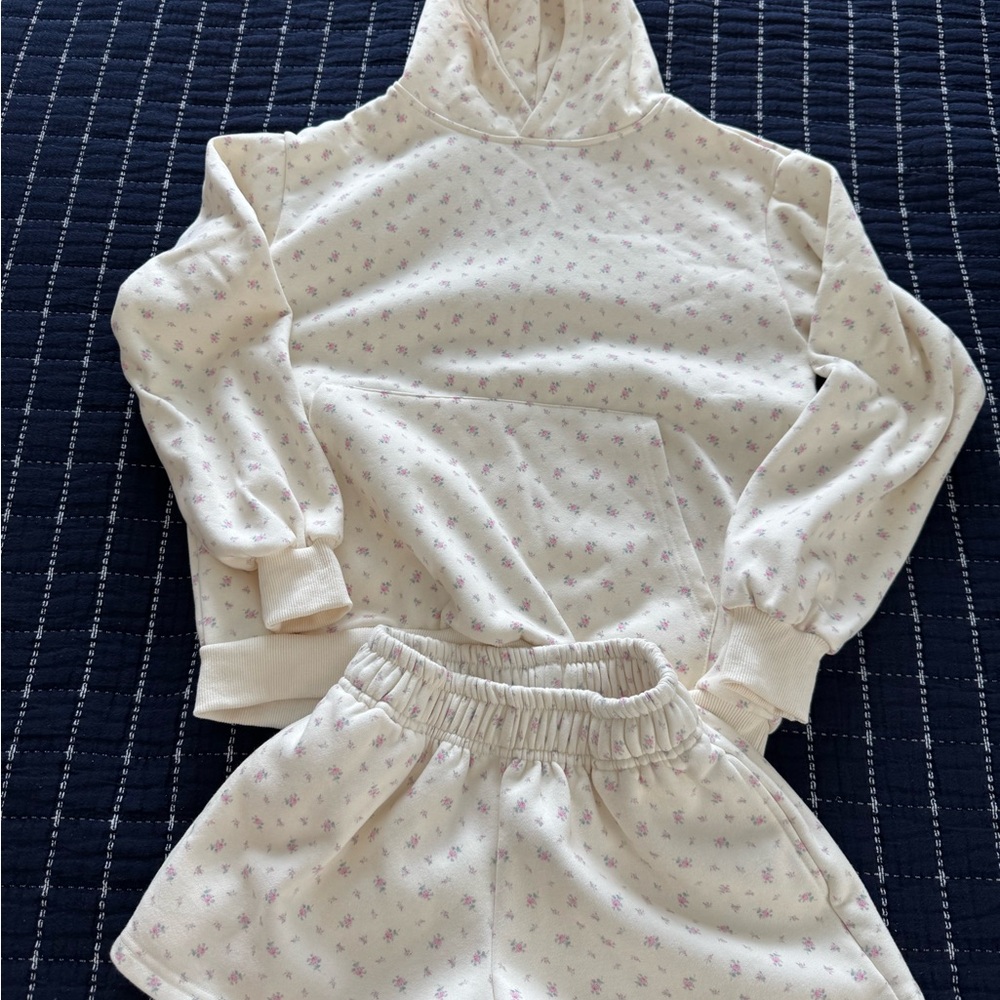 Altared state shorts set